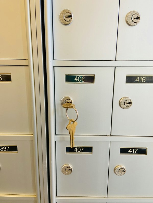 Pourquoi opter pour une boite aux lettres 2 portes ?